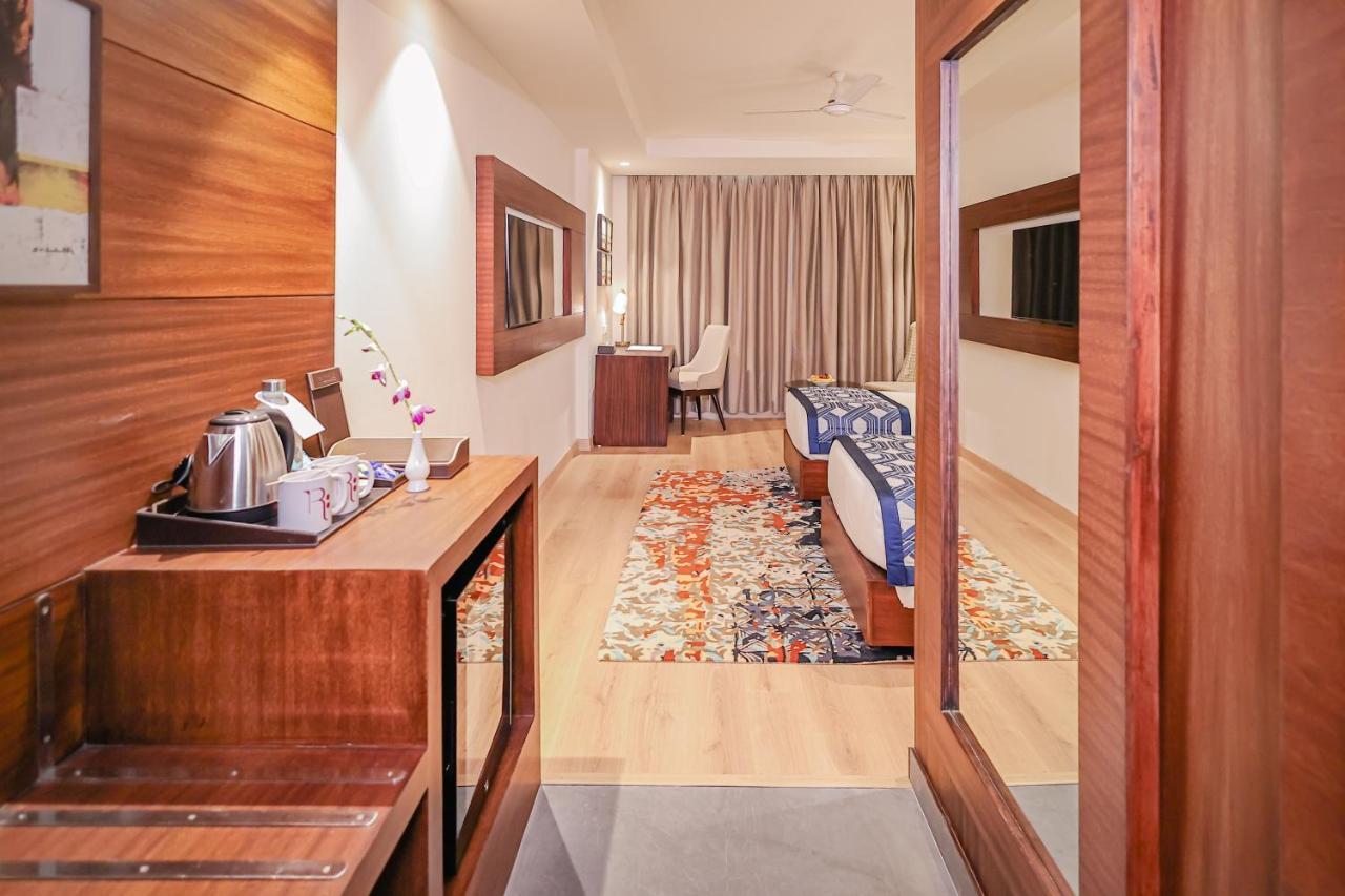 Regenta Dehradun By Royal Orchid Hotels Limited Dış mekan fotoğraf