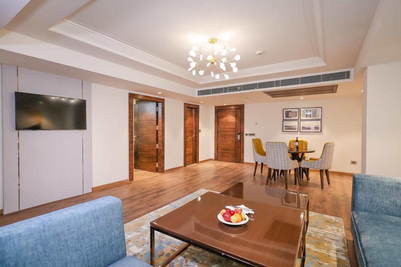 Regenta Dehradun By Royal Orchid Hotels Limited Dış mekan fotoğraf