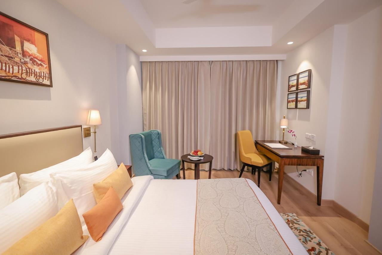 Regenta Dehradun By Royal Orchid Hotels Limited Dış mekan fotoğraf