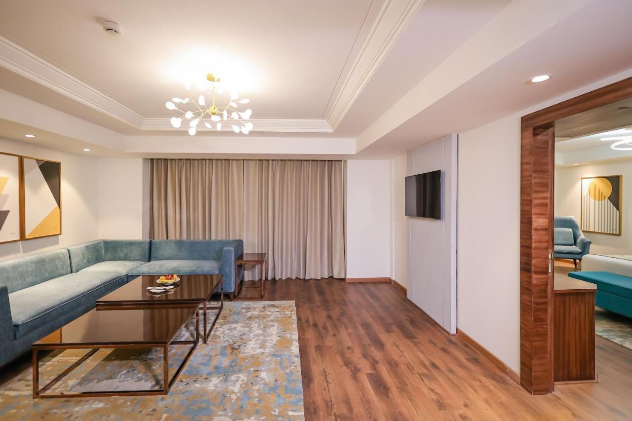 Regenta Dehradun By Royal Orchid Hotels Limited Dış mekan fotoğraf