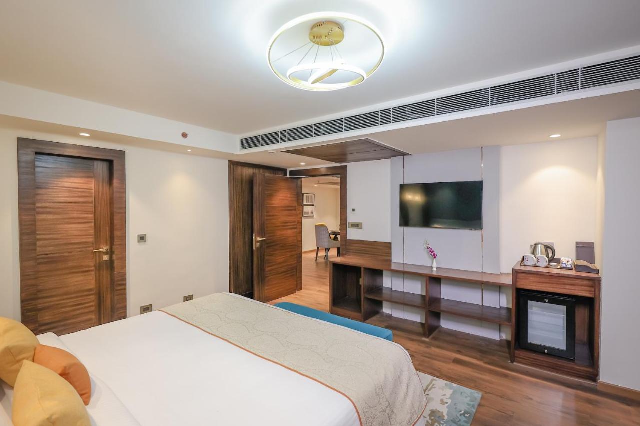 Regenta Dehradun By Royal Orchid Hotels Limited Dış mekan fotoğraf